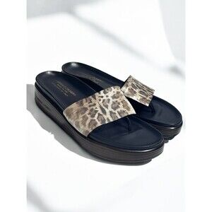 Donald J Pliner FIFI Sandals Women's Size 8M Leopard Print Comfort Slides Flaw